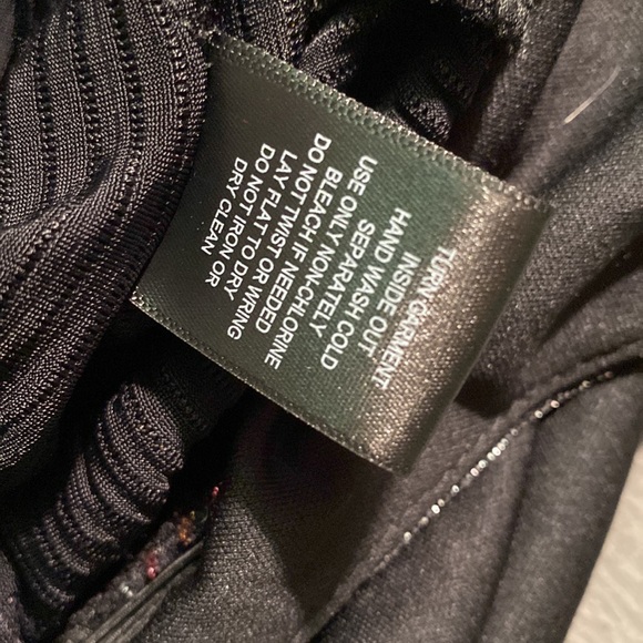 Jumper - Picture 6 of 7